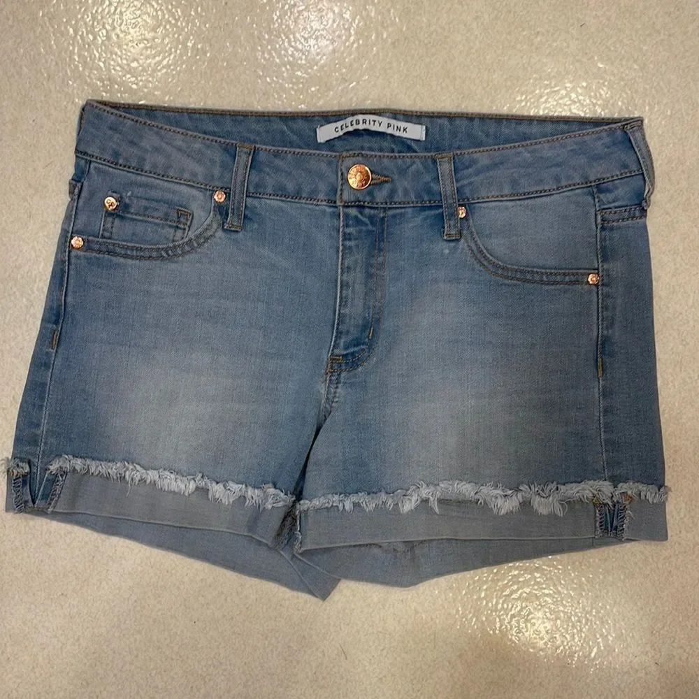Celebrity Pink denim jean shorts Size 7/28 NWOT